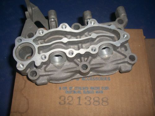 Omc cylinder head  321388 evinrude / johnson