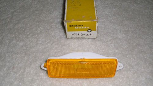 1971-72  electra, le sabre side marker  lamp  nos gm  # 5963923