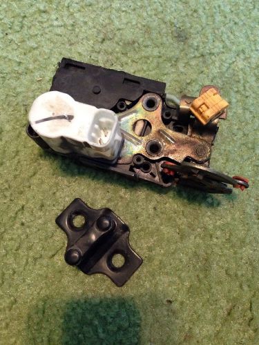 2000-05 chevrolet impala lh rear power door lock actuator w/catch and screws