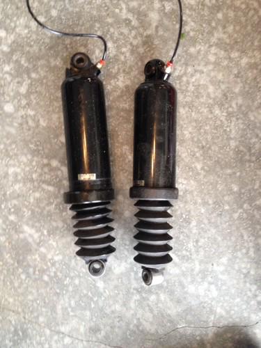 Harley-davidson hd touring air shocks flh 54565-97a 1 pair 