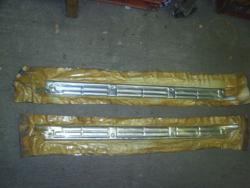 Nos 73-74 chevrolet trucks door sill plates pair gm 691365 gm chevy