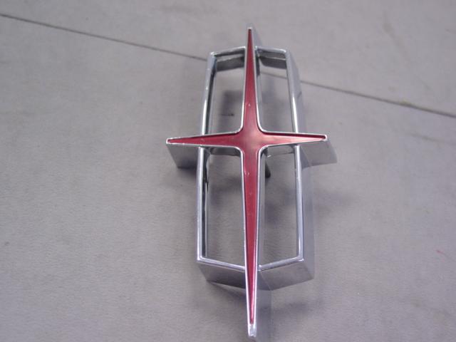 ~ rare! ~ 65 1965 olds starfire tail light ornament nos! left side! ~ rare! ~
