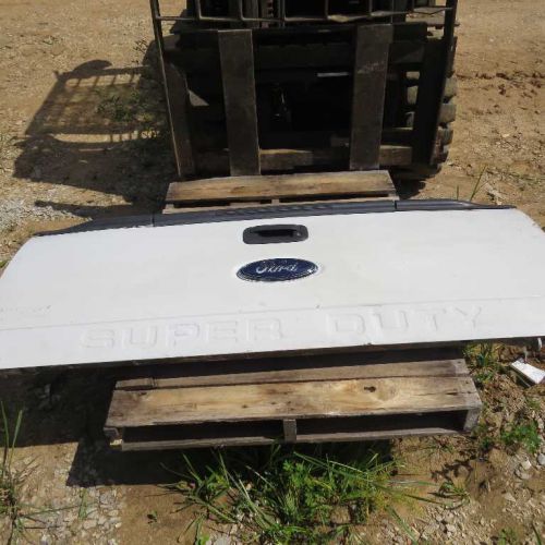 2008-2012 ford f250 tailgate white