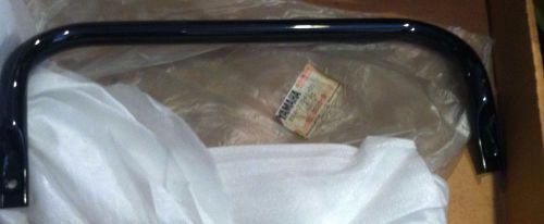 Whatnow ? nos classic  yamaha 8r4-77541-00    bumper