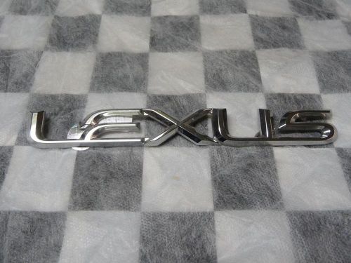 Lexus is250 is350 rear trunk lid emblem badge nameplate 75441-53070 oem a1
