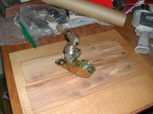 Alfa romeo giulia super e&#039; ti trunk boot lock assembly oe nos