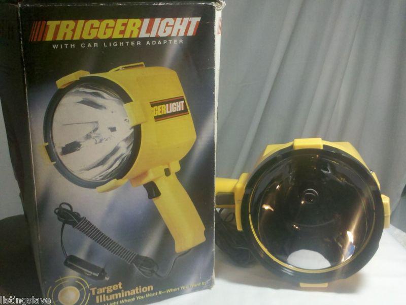 12 volt automobile emergency trouble light - trigger light