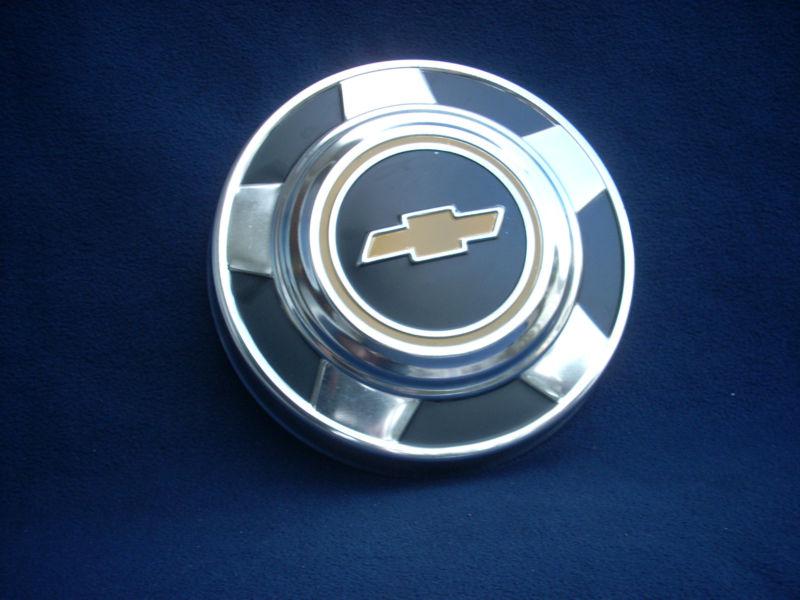 Gm oem chevrolet chevy truck car 10 3/4" aluminum wheel cover hub cap vintage