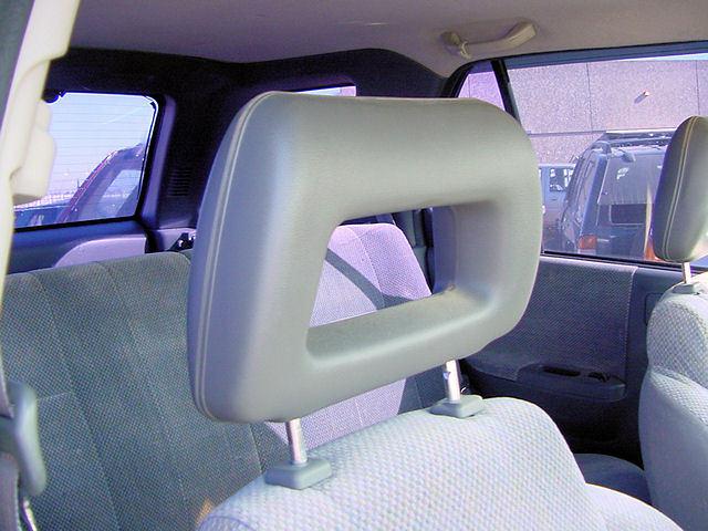 Isuzu rodeo & honda passport gray headrest head rests oem original