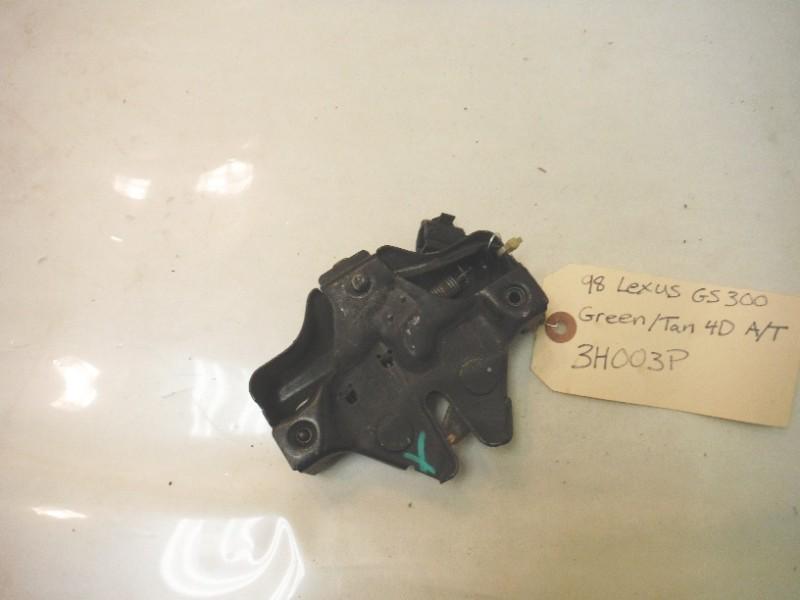 Purchase 1999 LEXUS GS300 HOOD LATCH LOCK OEM in Orange Park, Florida