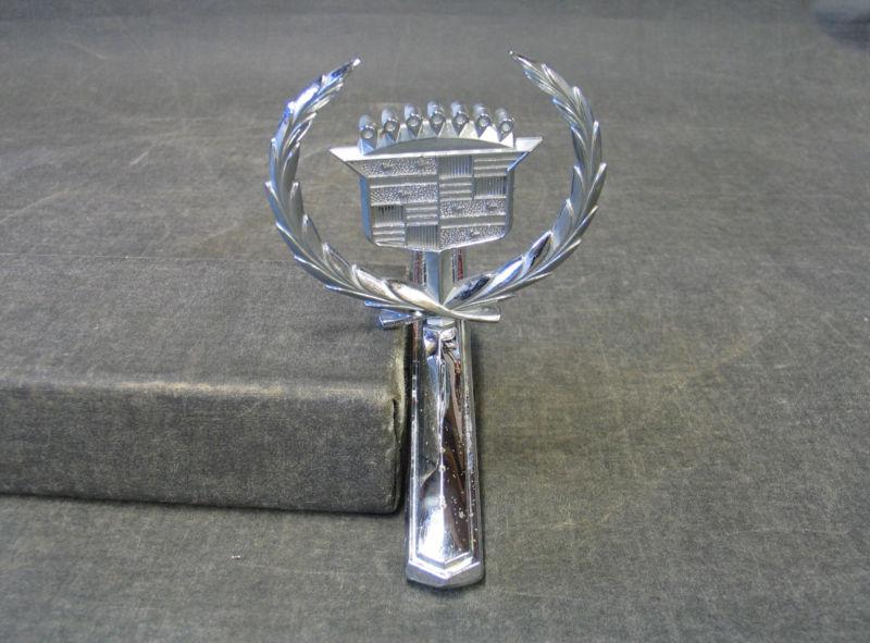 1971 1972 1973 1974 1975 1976 1977 1978 ~ cadillac ~ hood ornament ~ coffin base