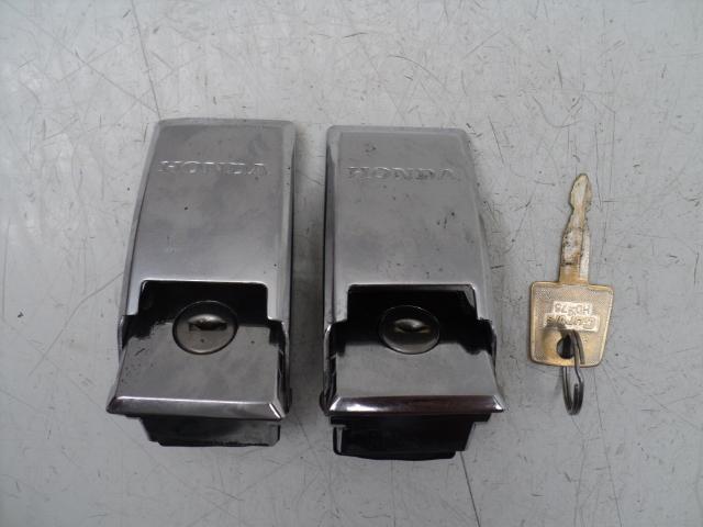 #3236 Honda GL1200 Goldwing Aspencade Right Saddlebag / Hard Bag / Saddle Bag, US $79.99, image 9