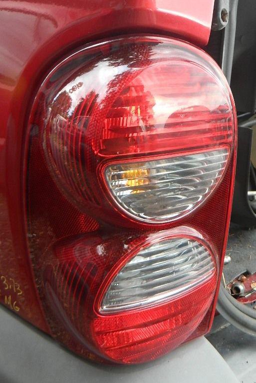 Purchase 20052007 JEEP LIBERTY OEM LEFT TAIL LIGHT W/WARRANTY in King