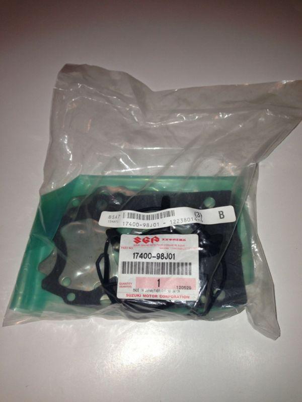 Suzuki water pump kit #17400-98j01 new in package + free shipping