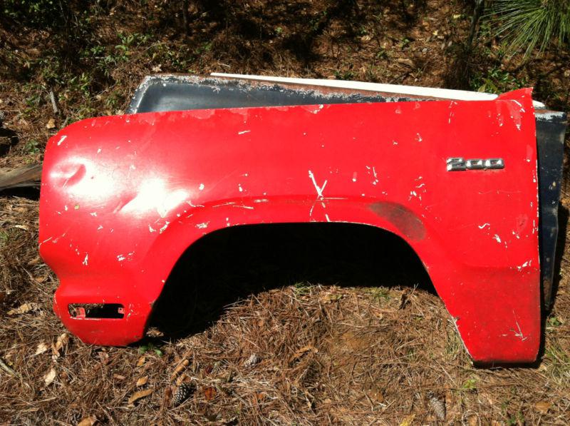 1978  dodge ram truck  fender left drivers side