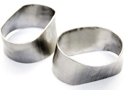 Himni racing 3.00" ss round to oval transition pipe/tube - stainless steel