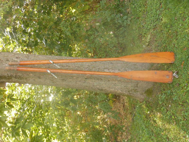 Vintage Page Brand Oars Copper Tipped 72