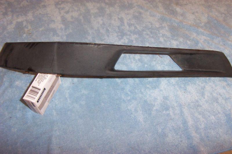 Bumper lower air dam duct #51118114365 bmw 740il 750il e32