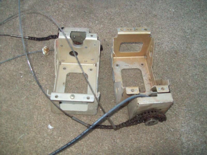 Lot of two cessna actuator mount p/n 44415-2060