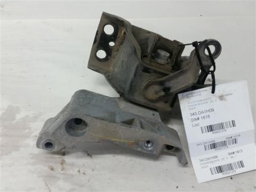 2009 nissan versa engine motor mount right passenger side 1.6l mt