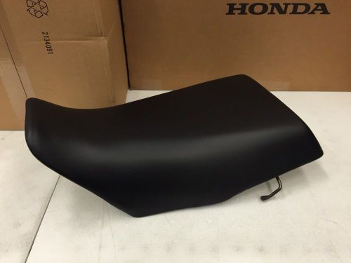 New genuine oem 88-00 honda trx 300 trx300 fw fourtrax complete black seat