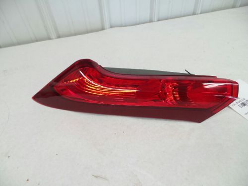 Driver left tail light upper fits 12-14 cr-v 381435
