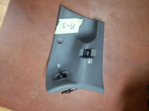 Oem 1999 grand voyager passenger  window lock control switch