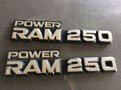 Oem 1984 dodge ram 250 driver's/passenger's side front fender "power ram" emblem