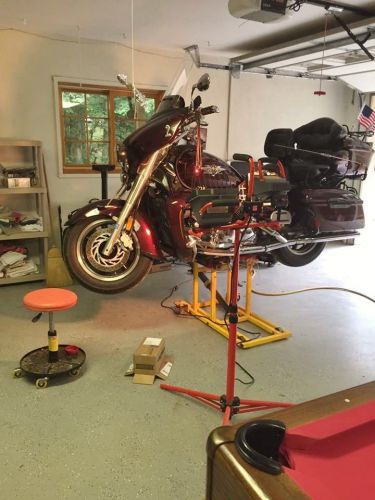 Motorcycle jack adapter for yamaha royal star venture