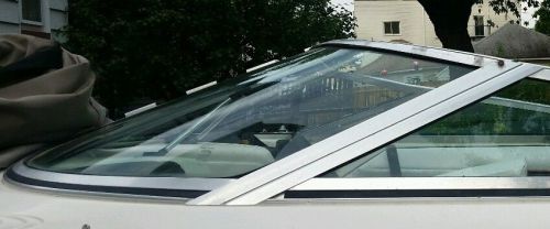 Sea ray/ taylor made forward curved windshield section stb side