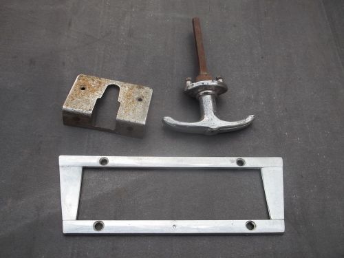 1957 chevy wagon tailgate handle lock