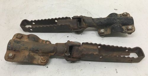 1984 honda atc200s atc 200s foot pegs. left right w/ mounting brackets oem