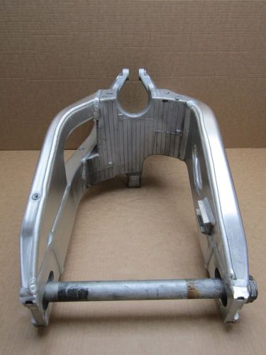 Honda cbr1000rr fireblade sp s1-h 2018 6,760 miles swing arm (13913)