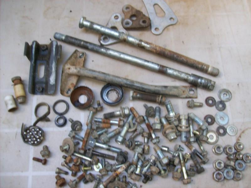 1985-86 yamaha tri z 250 frame nuts bolts parts lot lug axle 1986 85 ytz250 ytz