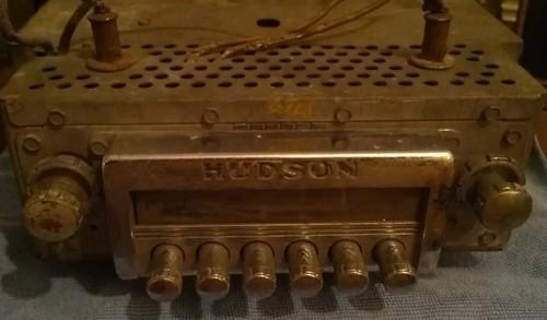 40s 50s hudson vintage tube car push button am radio original complete.