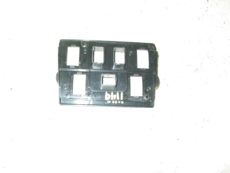 04 03 land rover discovery center bezel woodgrain  27351