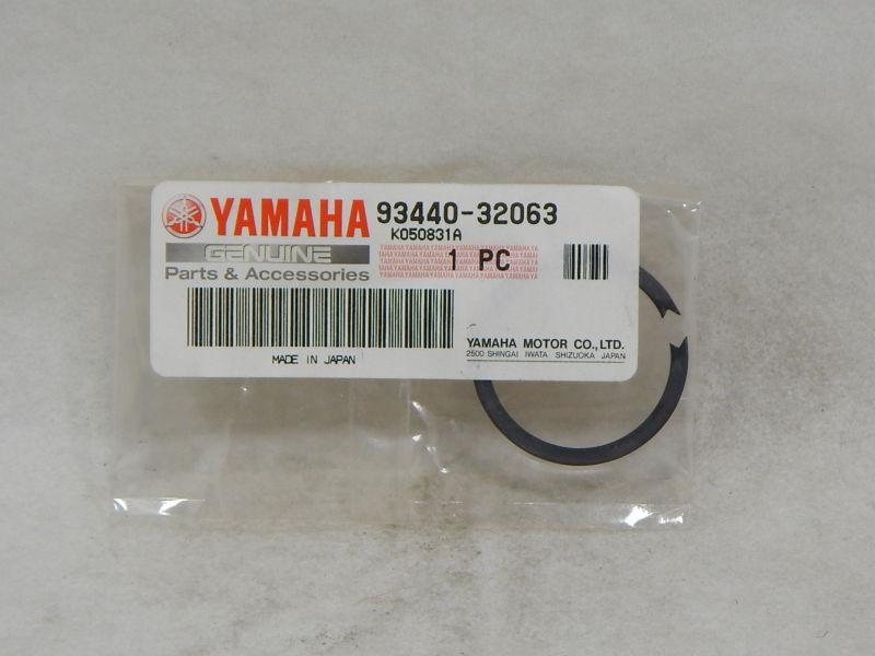 Yamaha 93440-32063 circlip *new