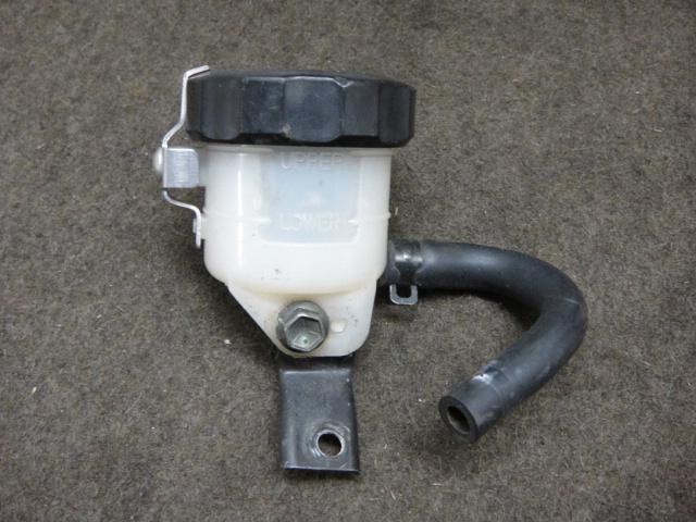 01 2001 suzuki tl1000 tl1000r front master brake reservoir #1919