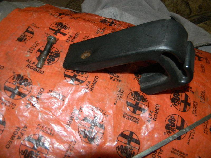 Alfa Romeo Spider Seat Belt Support Passenger Side, US $39.99, image 3