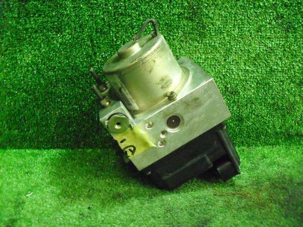 Nissan prairie liberty 2000 abs actuator [9142500]