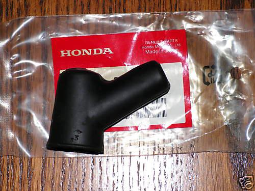 Honda cb,cl350,500,450,750 {nos} master cylinder boot