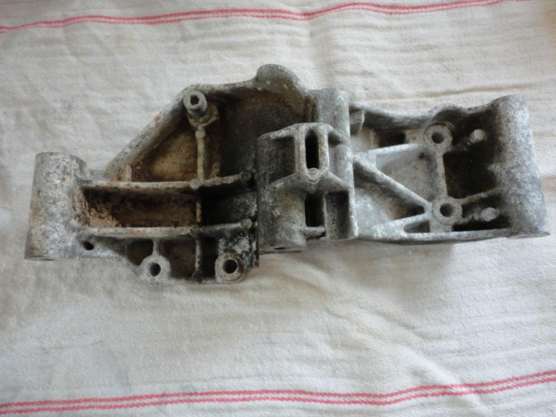 Vw mk3 vr6 passat corrado   alternator  bracket accessory b 021 260 089 a