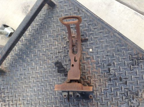 1968 68 impala caprice hood latch