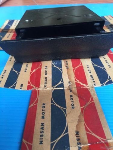 Datsun 1200 b110 b120 ashtray instument genuine nos japan.