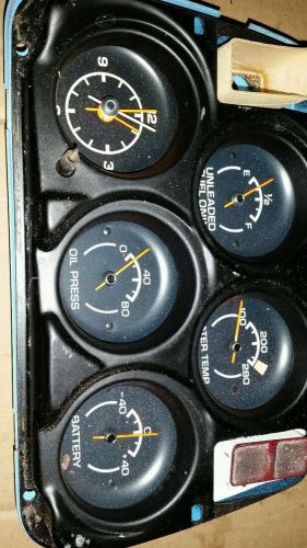 1975 76 corvette original center gauges