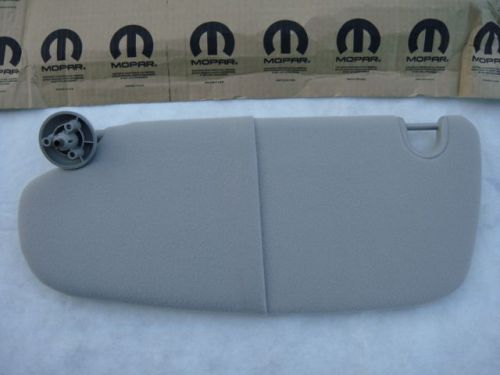 Dodge ram truck pickup 02-06 sun visor sunvisor left l driver gray beige new
