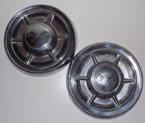 Set of 2 vintage chevy crossed flag dog dish hub caps