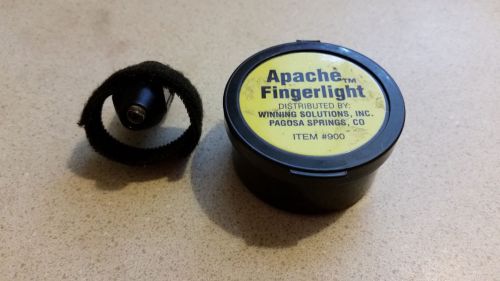 Apache fingerlight flashlight