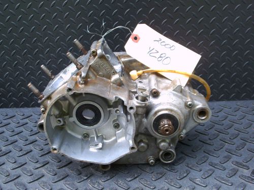 2000 yamaha  yz80 yz 80 engine motor bottom end cases with transmission