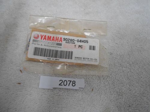New 90280-04m05  key  yamaha outboard